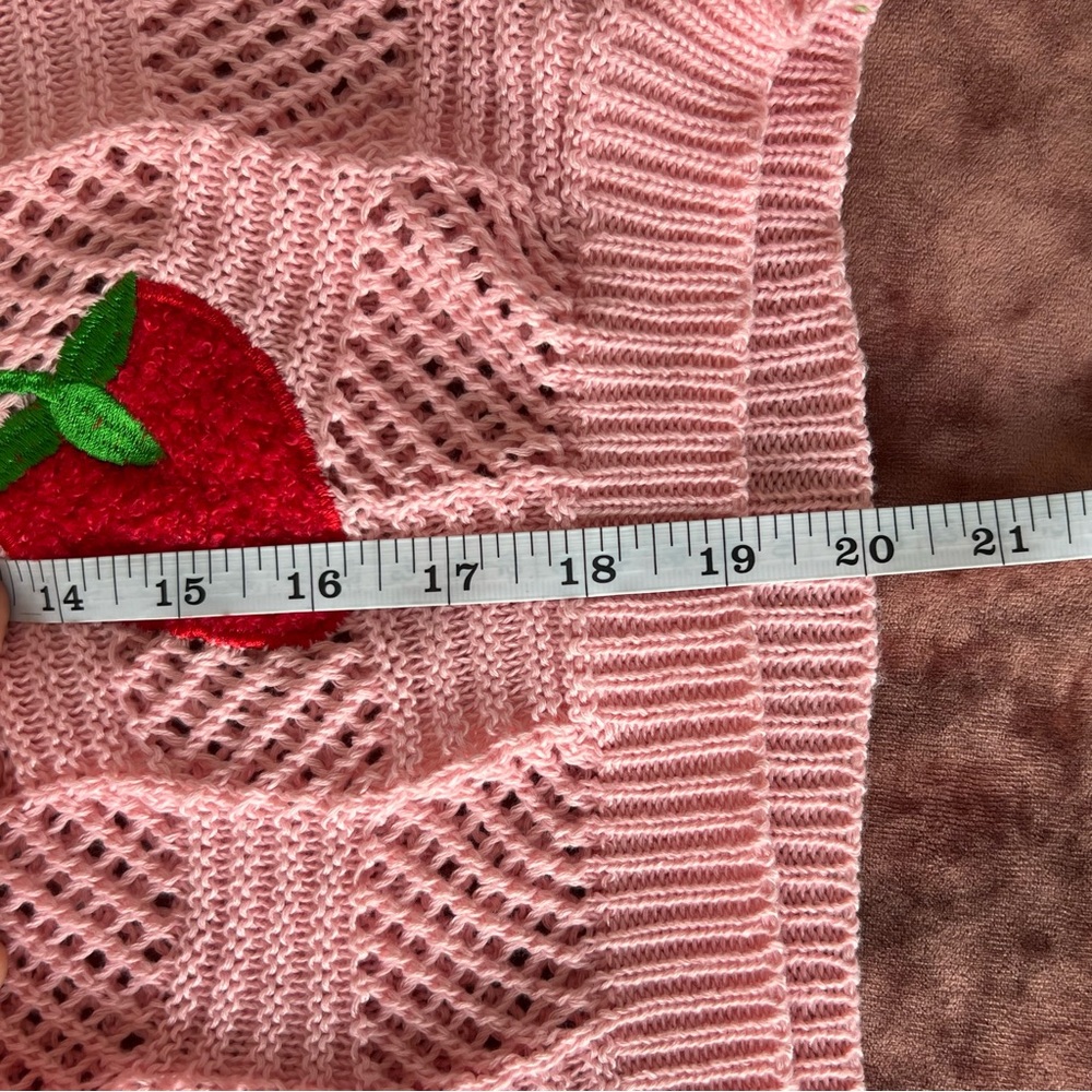 Pink Knit Sweater with Red Strawberry Design Sz Small Flutter Sleeve Soft Cozy - Picture 10 of 10